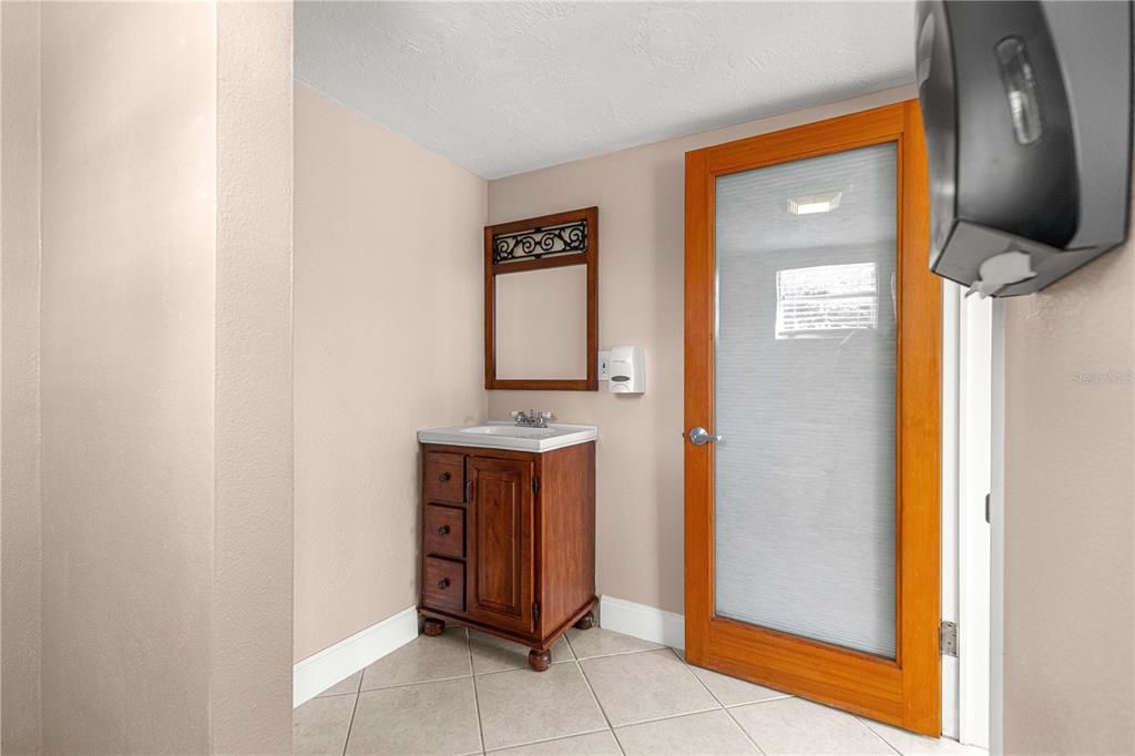 Activo con contrato: $529,000 (0 camas, 0 baños, 1194 Pies cuadrados)