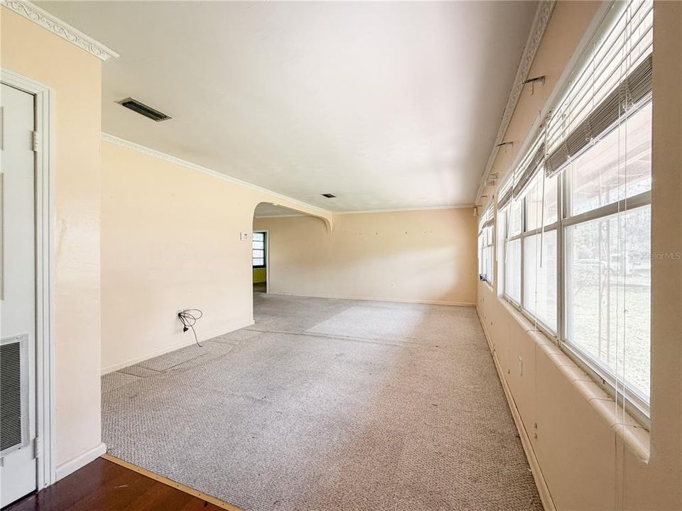 Active With Contract: $162,000 (3 beds, 2 baths, 1765 Square Feet)