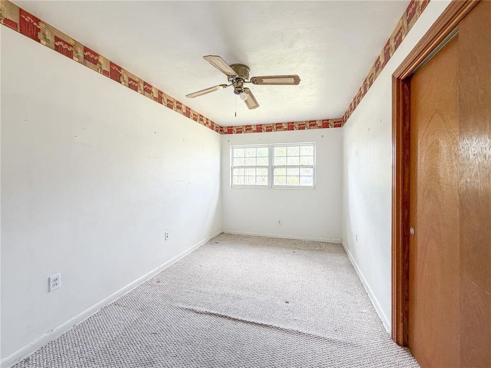 Active With Contract: $162,000 (3 beds, 2 baths, 1765 Square Feet)
