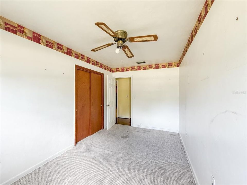 Active With Contract: $162,000 (3 beds, 2 baths, 1765 Square Feet)