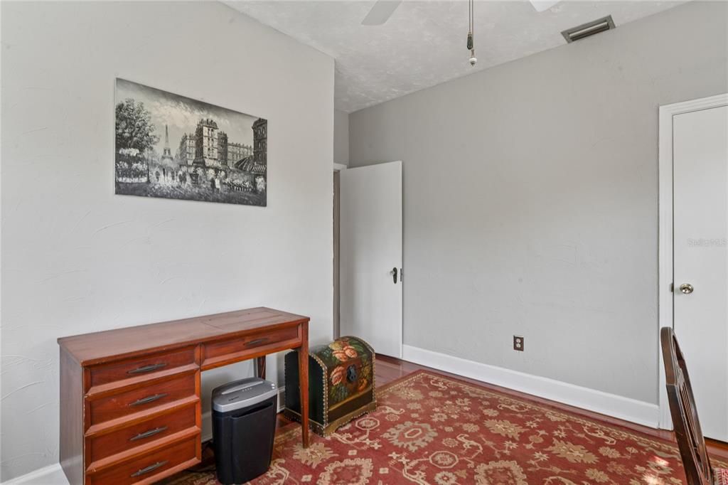 En Venta: $375,000 (3 camas, 2 baños, 2180 Pies cuadrados)
