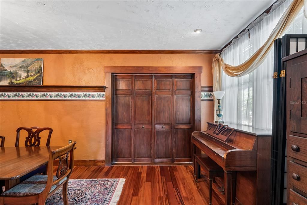 En Venta: $375,000 (3 camas, 2 baños, 2180 Pies cuadrados)