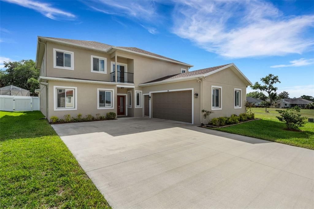 For Sale: $1,075,000 (5 beds, 5 baths, 3752 Square Feet)
