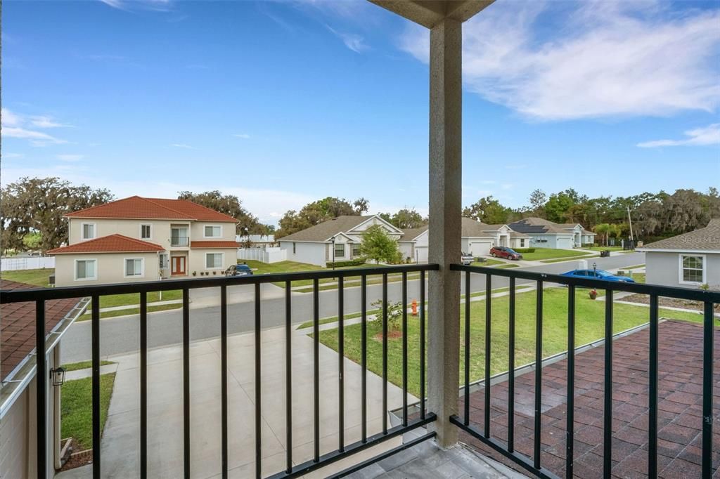 For Sale: $1,075,000 (5 beds, 5 baths, 3752 Square Feet)