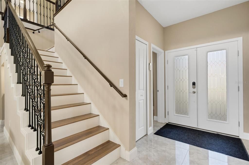 For Sale: $1,075,000 (5 beds, 5 baths, 3752 Square Feet)
