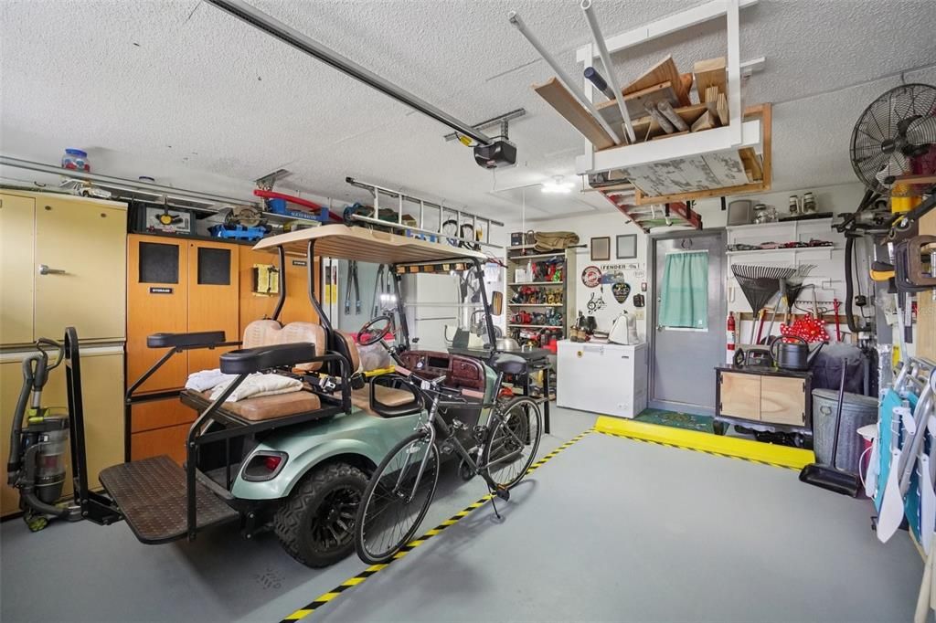 На продажу: $389,900 (2 спален, 2 ванн, 1776 Квадратных фут)