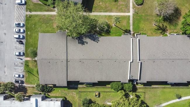 For Sale: $114,000 (2 beds, 1 baths, 881 Square Feet)