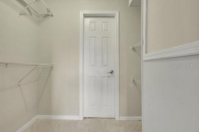 For Sale: $114,000 (2 beds, 1 baths, 881 Square Feet)