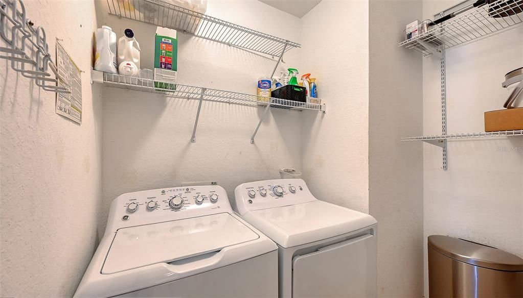 En Venta: $330,000 (3 camas, 2 baños, 1713 Pies cuadrados)
