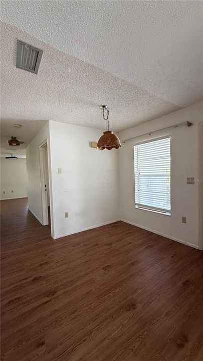 В аренду: $1,500 (2 спален, 2 ванн, 1086 Квадратных фут)