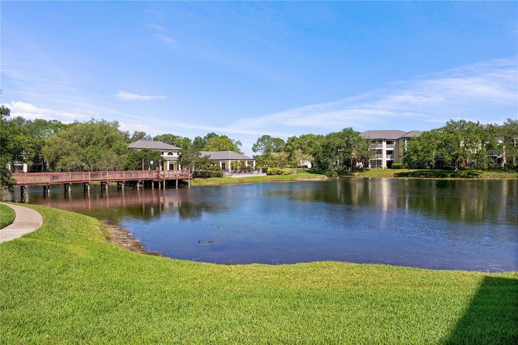 For Sale: $172,900 (2 beds, 2 baths, 990 Square Feet)