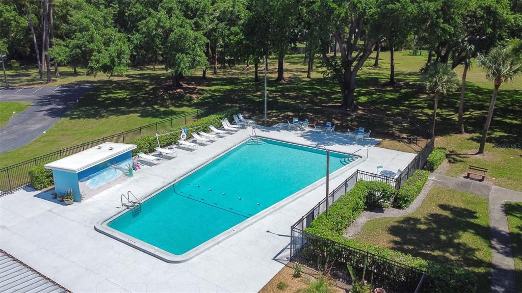 Activo con contrato: $354,000 (2 camas, 2 baños, 1306 Pies cuadrados)