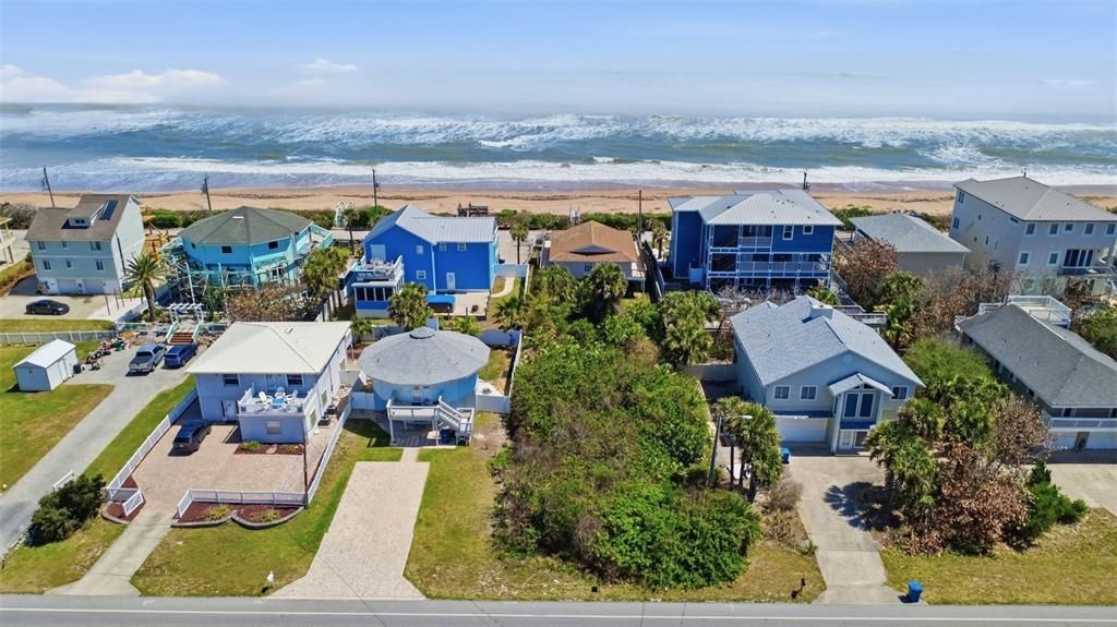 For Sale: $325,000 (0.11 acres)