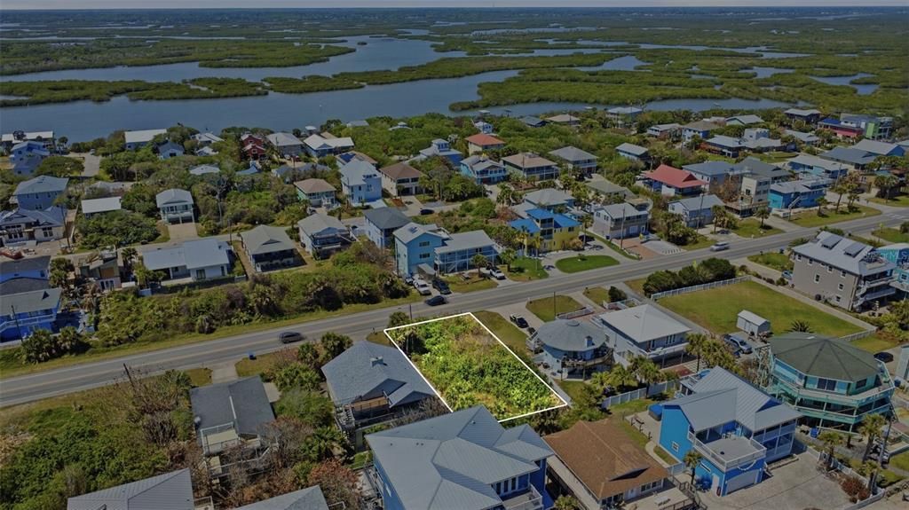 For Sale: $325,000 (0.11 acres)