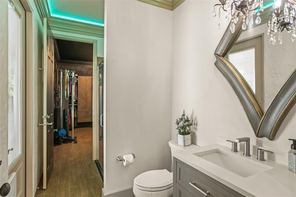 En Venta: $1,450,000 (4 camas, 3 baños, 4301 Pies cuadrados)