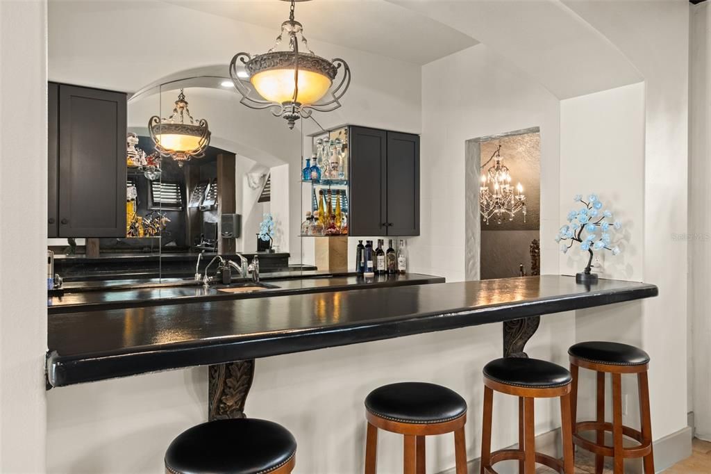 En Venta: $1,450,000 (4 camas, 3 baños, 4301 Pies cuadrados)