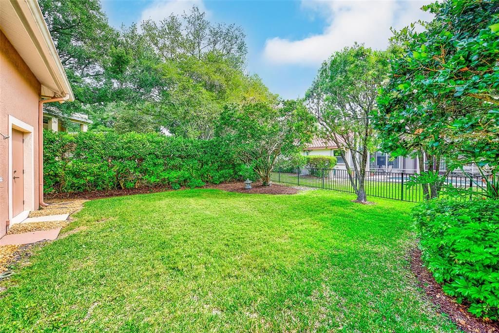Active With Contract: $1,289,000 (4 beds, 4 baths, 3805 Square Feet)