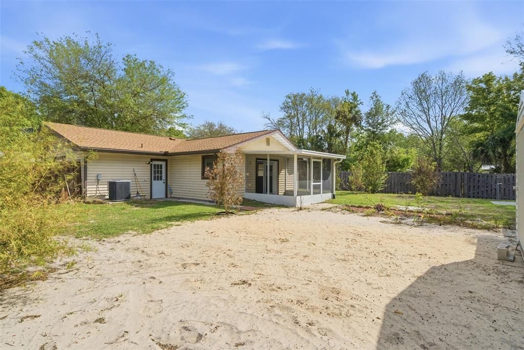 En Venta: $260,000 (2 camas, 2 baños, 1292 Pies cuadrados)