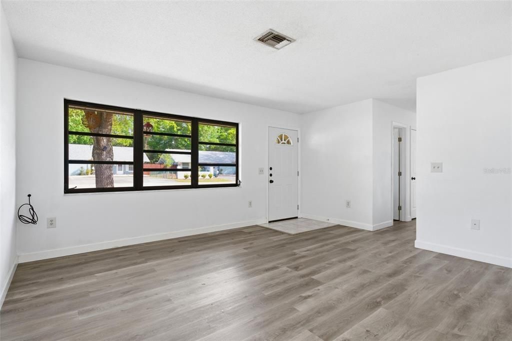 En Venta: $260,000 (2 camas, 2 baños, 1292 Pies cuadrados)