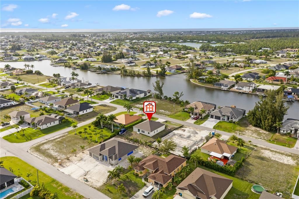 На продажу: $349,400 (3 спален, 2 ванн, 2044 Квадратных фут)