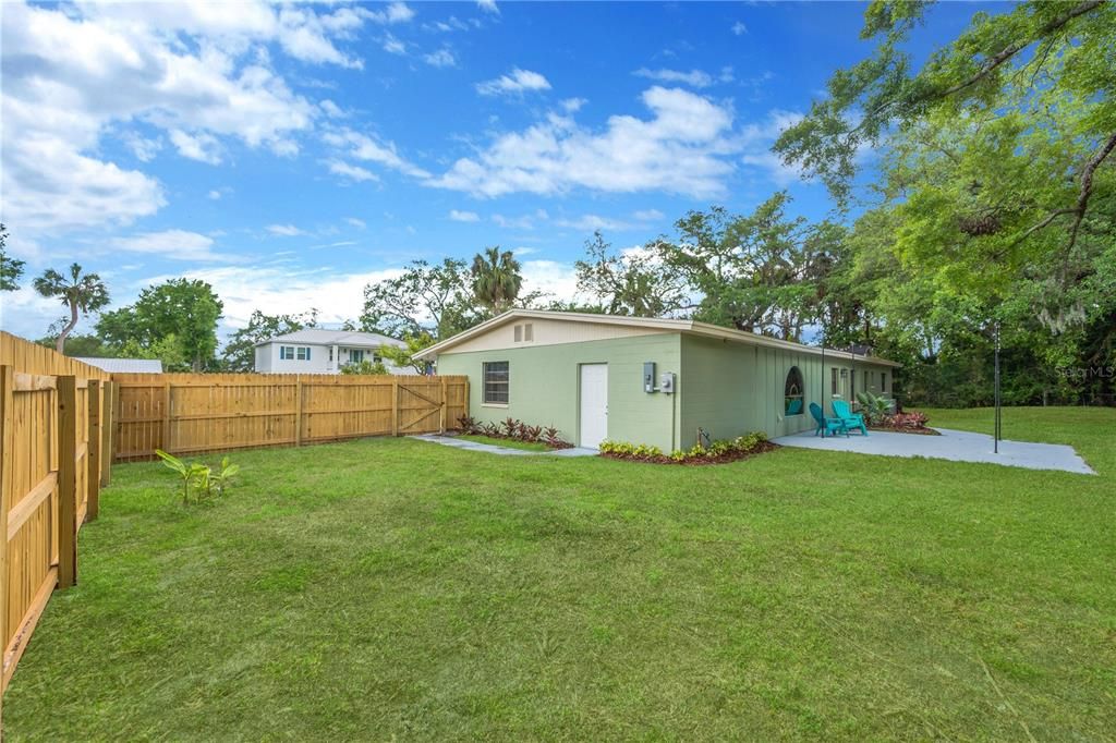 For Sale: $389,900 (4 beds, 2 baths, 1920 Square Feet)