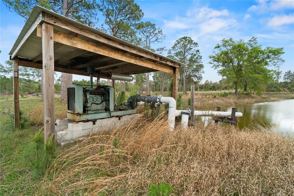 待售: $1,499,000 (40.74 acres)