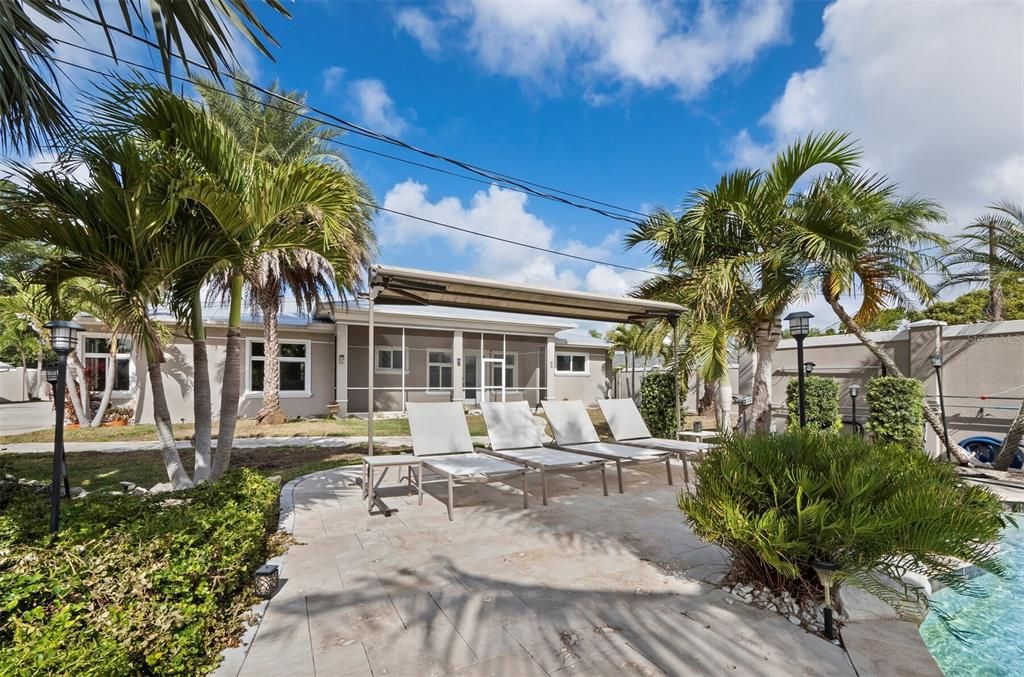 For Sale: $1,500,000 (3 beds, 3 baths, 3163 Square Feet)