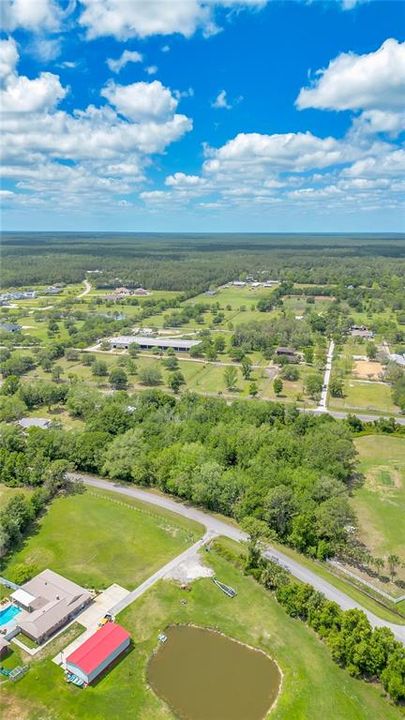 На продажу: $474,000 (2.60 acres)