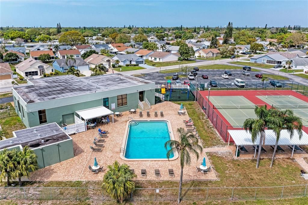 En Venta: $289,000 (3 camas, 2 baños, 1050 Pies cuadrados)