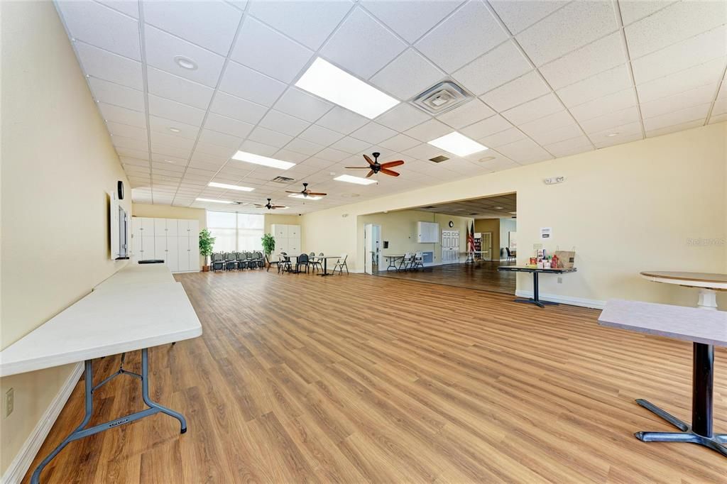 En Venta: $289,000 (3 camas, 2 baños, 1050 Pies cuadrados)