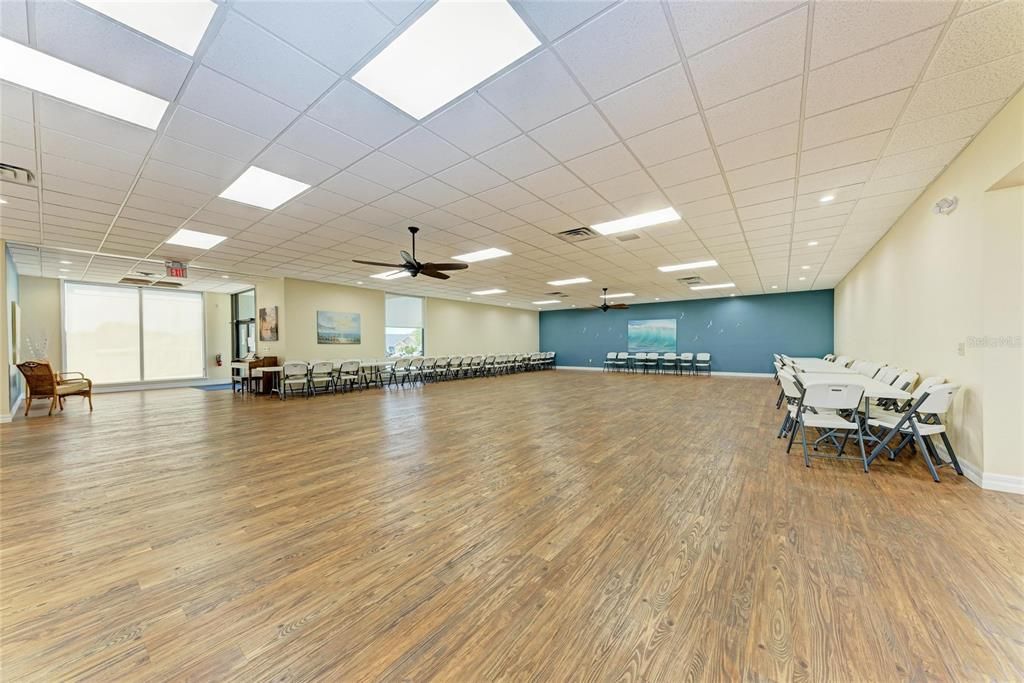 En Venta: $289,000 (3 camas, 2 baños, 1050 Pies cuadrados)