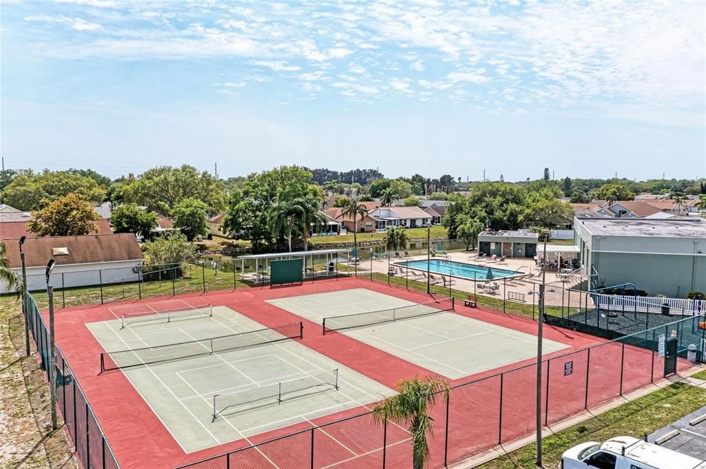 En Venta: $289,000 (3 camas, 2 baños, 1050 Pies cuadrados)