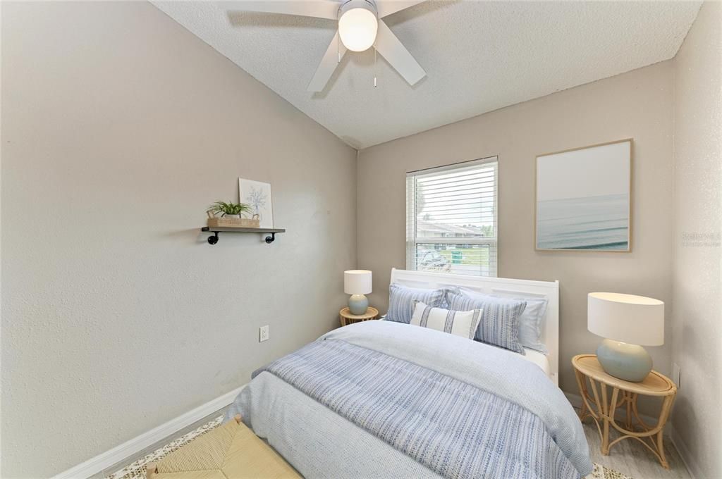 En Venta: $289,000 (3 camas, 2 baños, 1050 Pies cuadrados)