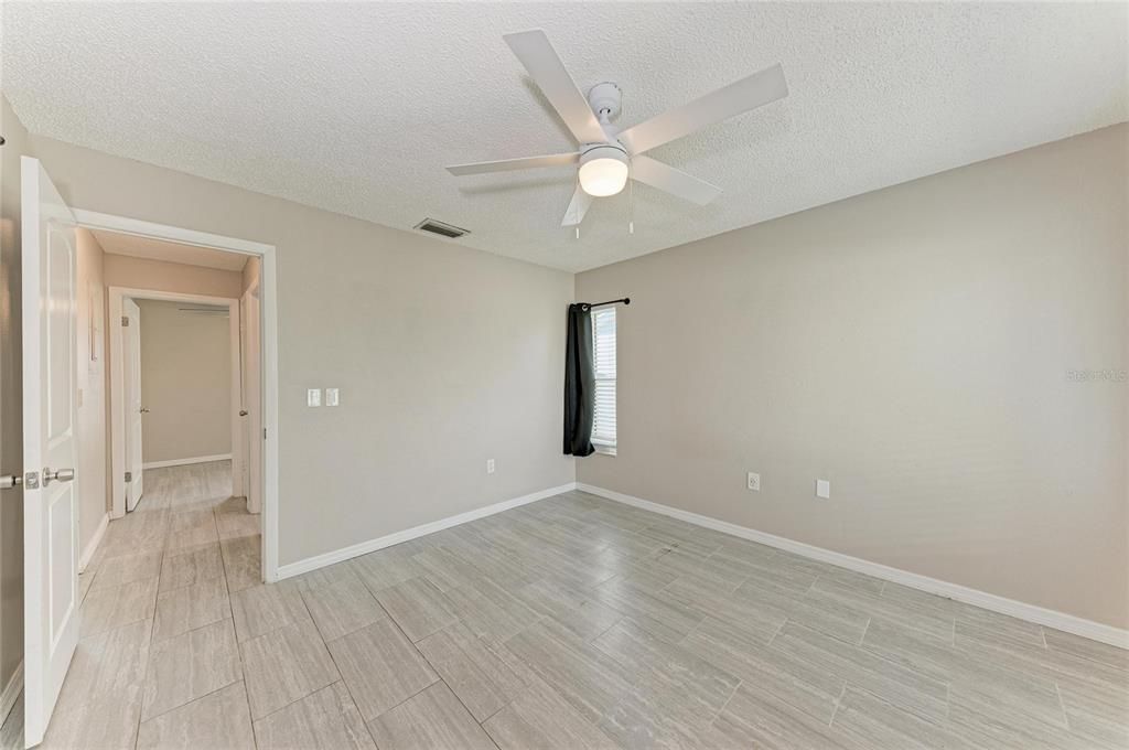 En Venta: $289,000 (3 camas, 2 baños, 1050 Pies cuadrados)