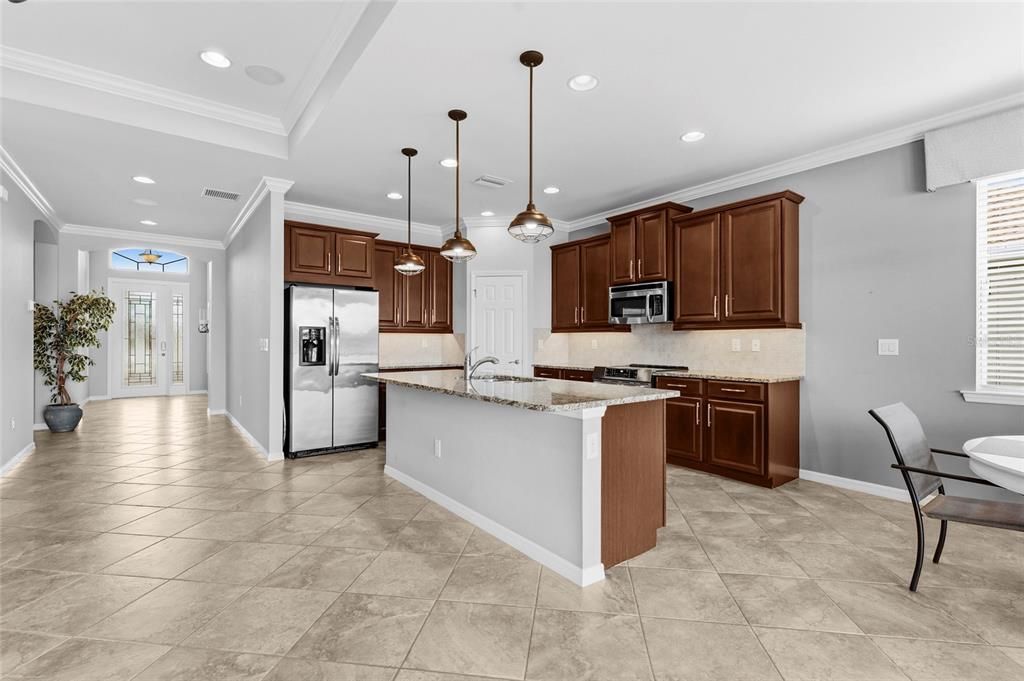 Active With Contract: $374,900 (3 beds, 2 baths, 1986 Square Feet)