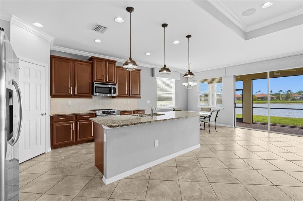 Active With Contract: $374,900 (3 beds, 2 baths, 1986 Square Feet)
