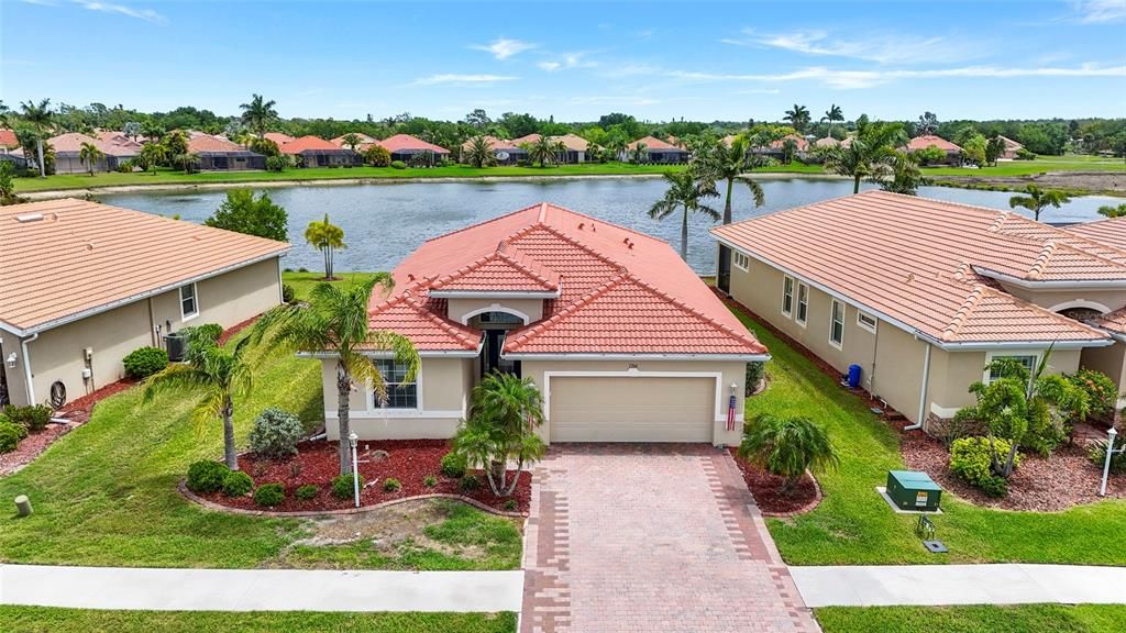 Active With Contract: $374,900 (3 beds, 2 baths, 1986 Square Feet)