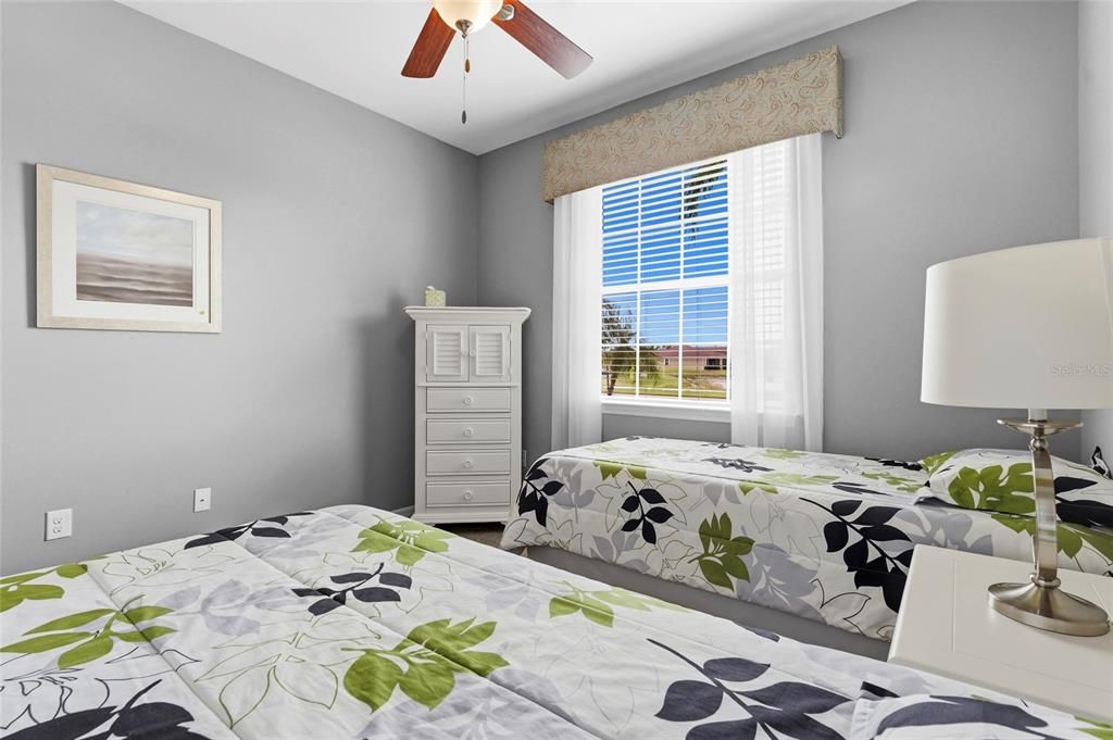 Active With Contract: $374,900 (3 beds, 2 baths, 1986 Square Feet)