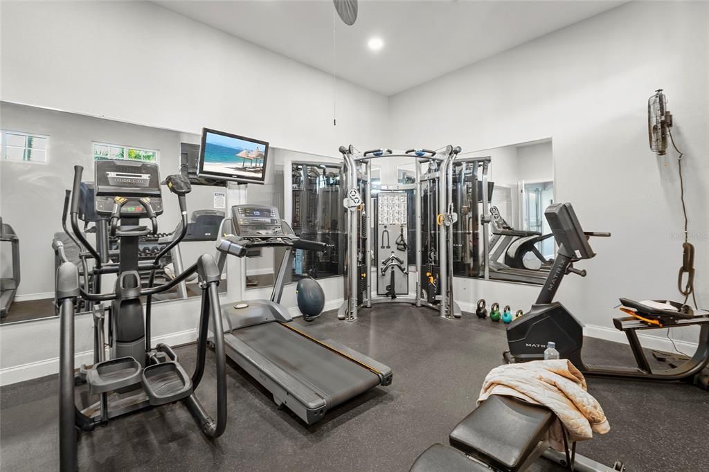 Active With Contract: $374,900 (3 beds, 2 baths, 1986 Square Feet)