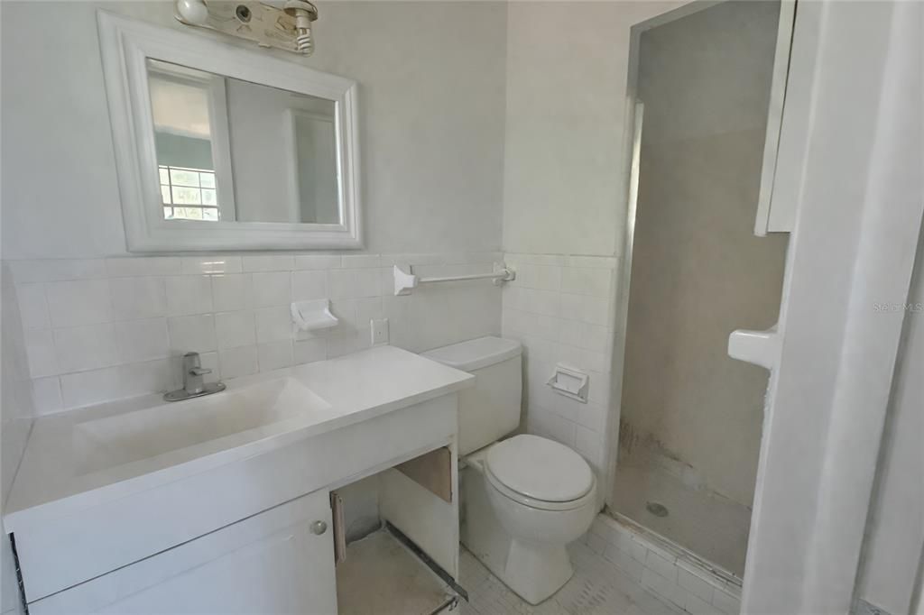 For Sale: $147,900 (3 beds, 2 baths, 1376 Square Feet)