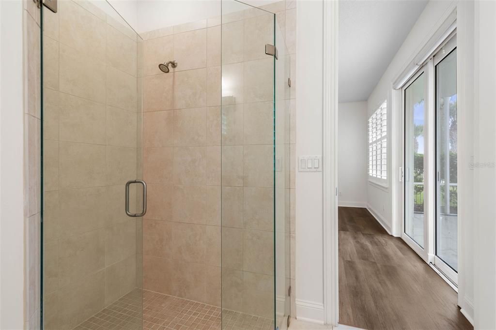 For Rent: $4,995 (4 beds, 3 baths, 2749 Square Feet)