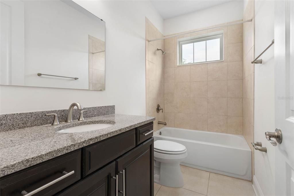 For Rent: $4,995 (4 beds, 3 baths, 2749 Square Feet)