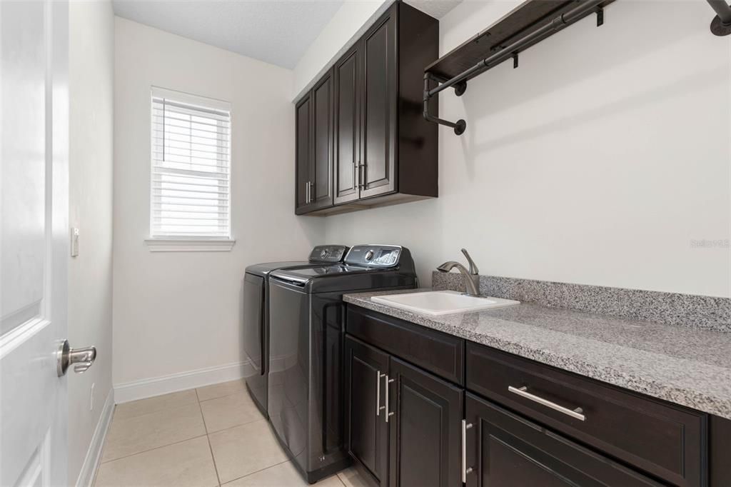 For Rent: $4,995 (4 beds, 3 baths, 2749 Square Feet)