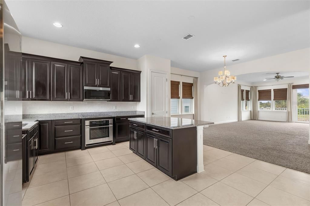 For Rent: $4,995 (4 beds, 3 baths, 2749 Square Feet)