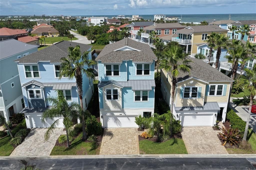 For Rent: $4,995 (4 beds, 3 baths, 2749 Square Feet)