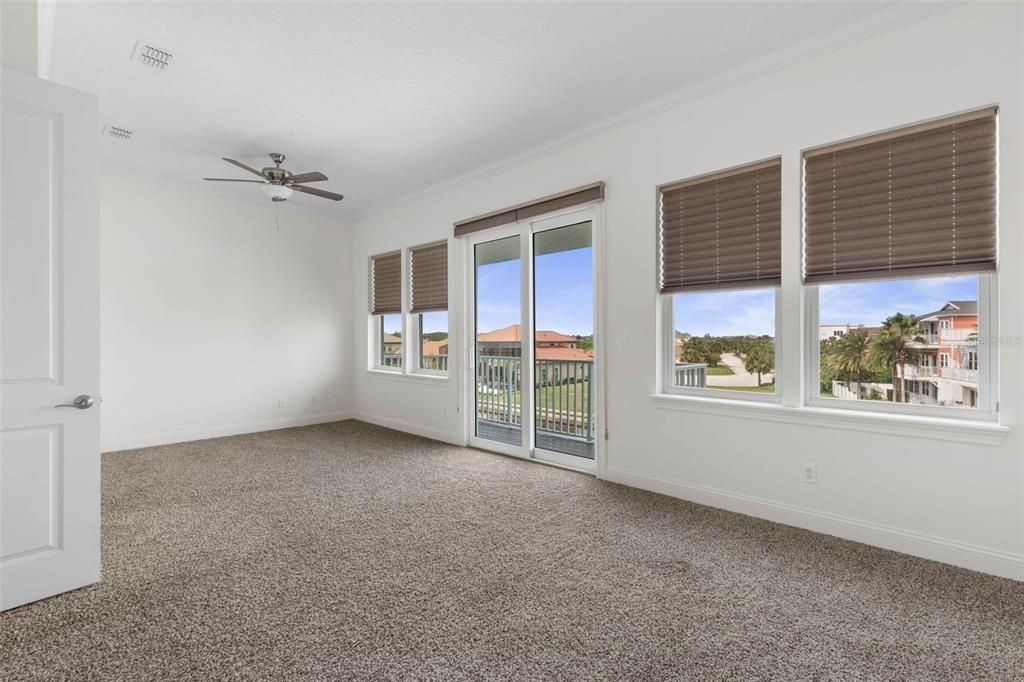 For Rent: $4,995 (4 beds, 3 baths, 2749 Square Feet)