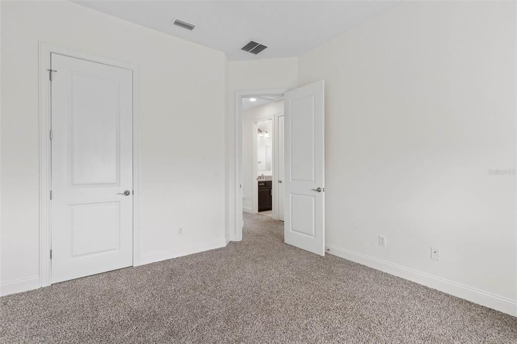 For Rent: $4,995 (4 beds, 3 baths, 2749 Square Feet)