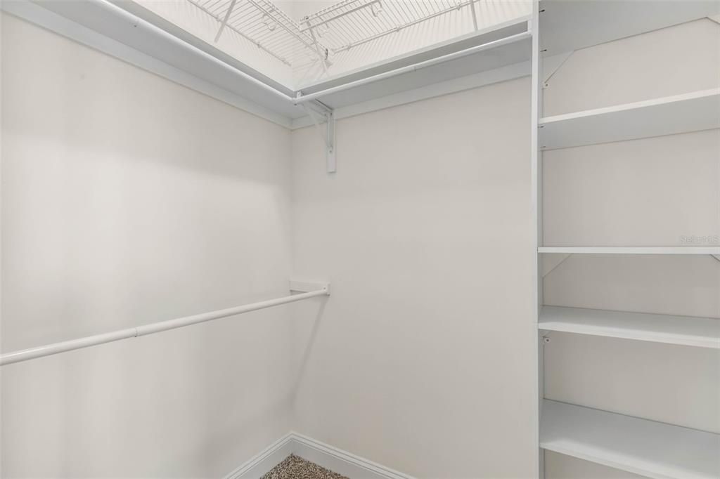 For Rent: $4,995 (4 beds, 3 baths, 2749 Square Feet)