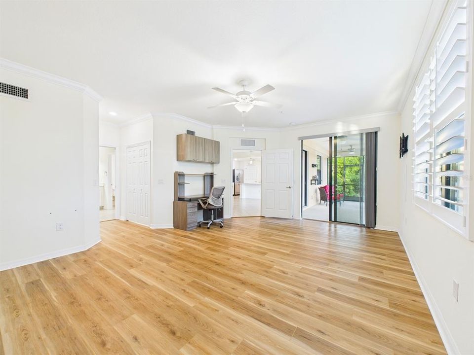 En Venta: $372,000 (3 camas, 2 baños, 1706 Pies cuadrados)