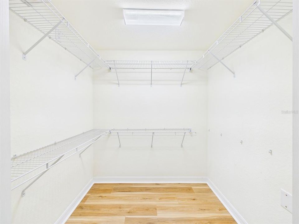 En Venta: $372,000 (3 camas, 2 baños, 1706 Pies cuadrados)